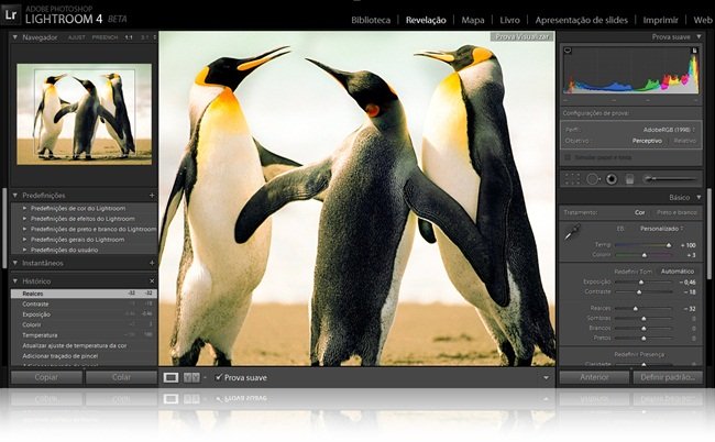 Adobe Photoshop Lightroom.