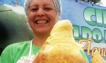 Coxinha monstro vira mania em cidade do norte do Paraná