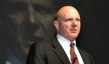 Steve Ballmer diz que Android é selvagem e iOS é caro demais