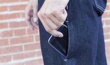 Empresa cria calça jeans com bolso especial para smartphone