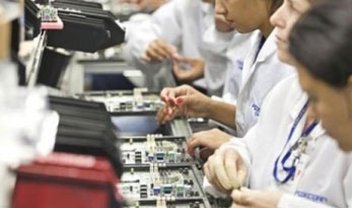 Foxconn começa a substituir trabalhadores por máquinas em suas fábricas