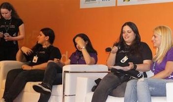 Campus Party: garotas e games também combinam