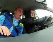 Teste de direção exige que motoristas enviem mensagens de texto enquanto dirigem [vídeo]