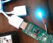 Casemod com LEDs indica uso de CPU com cores [vídeo]