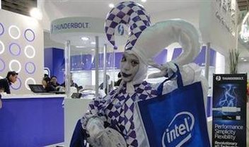 Principal fornecedora de telas da Apple fecha acordo com a Intel