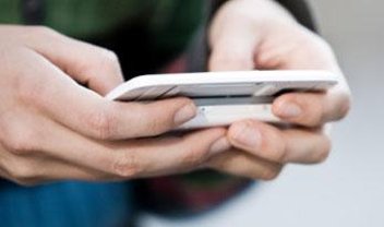 28% dos adolescentes dos EUA enviam fotos eróticas por email ou celular