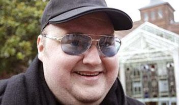 Kim Dotcom oferece rendição ao FBI, mas estipula um preço