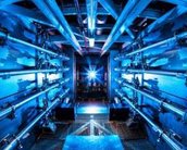 Cientistas ativam laser de 500 trilhões de watts