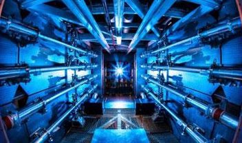 Cientistas ativam laser de 500 trilhões de watts