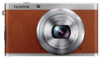 Fujifilm lança câmera compacta com controles manuais e estilo retrô