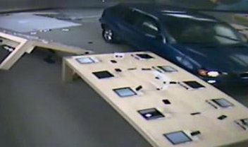 Ladrão "profissional" destrói BMW para roubar alguns gadgets em loja da Apple [vídeo]