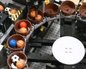 Máquina gigantesca prova a versatilidade das peças de LEGO [vídeo]