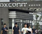 Fábrica da Foxconn volta a funcionar depois de briga generalizada