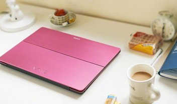 Sony Vaio Flip: notebook tem tela móvel que transforma aparelho em tablet