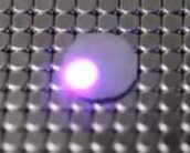 Cientistas usam laser para mover disco flutuante de grafite [vídeo]