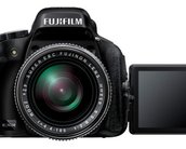 Fujifilm anuncia câmeras fotográficas com superzoom