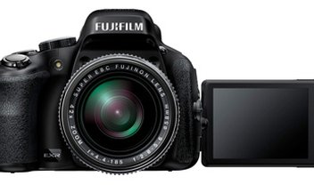 Fujifilm anuncia câmeras fotográficas com superzoom