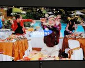 Samsung apresenta TV OLED com formato curvo e recurso multi-view