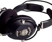 Conheça os Motörheadphönes, a linha de fones de ouvido do Motörhead