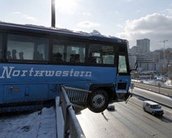 Acidente de ônibus em Seattle foi capturado pelo Google Street View