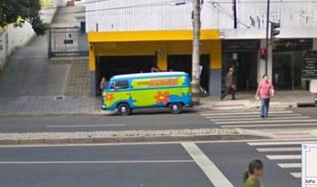 Confira novos flagrantes do Google Street View