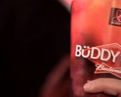 Buddy Cup: copo integrado ao Facebook adiciona quem brinda com você