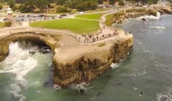 Drone faz vídeo incrível de surfistas pegando ondas