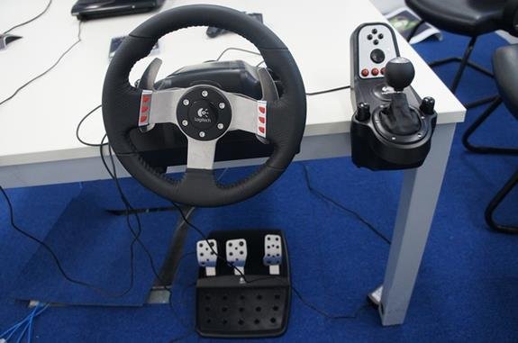 Steering Wheel Logitech G27 - Review (PT-BR) 