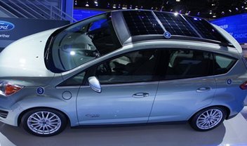 CES 2014: Ford apresenta carro híbrido com painéis solares [vídeo]