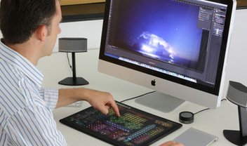 Teclado com 350 teclas quer transformar você no mago do Photoshop