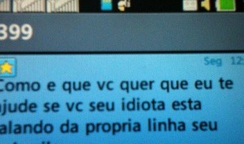 Cliente teria sido chamado de "idiota" e "imbecil" pela Oi em SMS