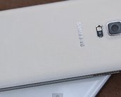 Galaxy S5 é aprovado em testes de "queda e atropelamento" [vídeo]