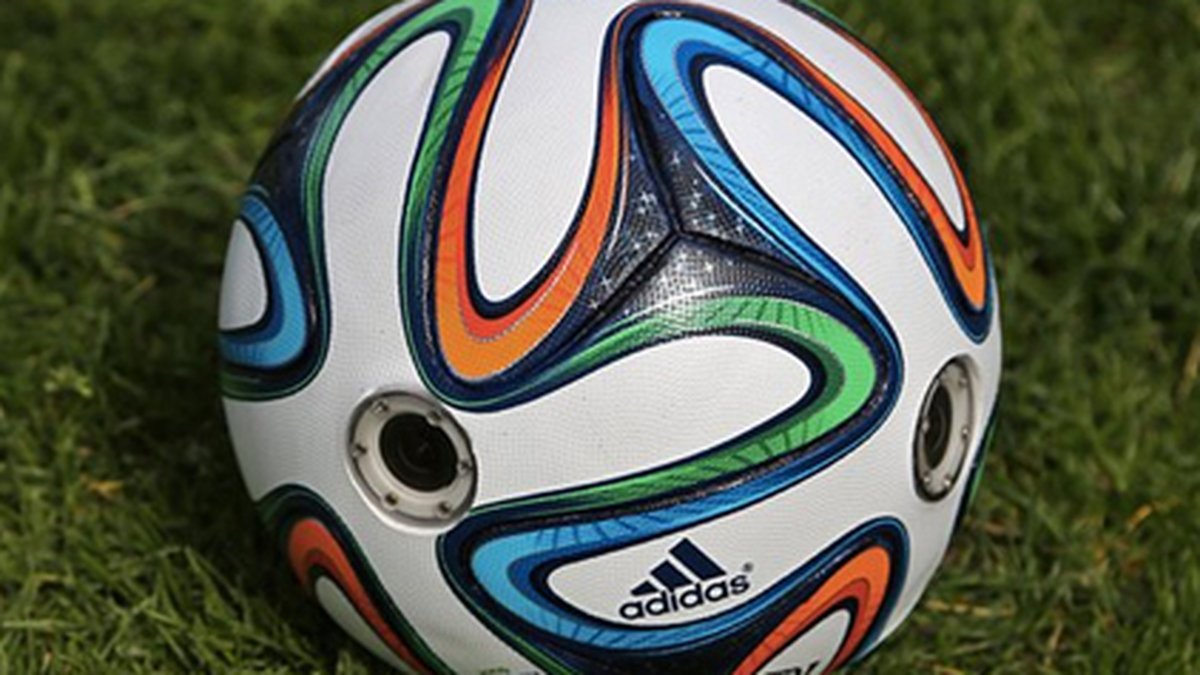 Brazucam: a bola da Copa ganha uma versão câmera panorâmica de 360 graus -  TecMundo