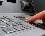 Hackers usam cartões falsos e levam US$ 40 milhões em caixas eletrônicos