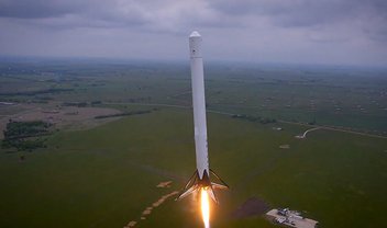 "Falcon 9 Reutilizável" alça voo e pousa sutilmente logo em seguida [vídeo]