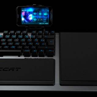 Imagem de ROCCAT SOVA, o teclado sem fio modular para ser usado na sala de estar