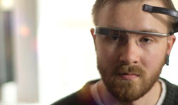 Google Glass: que tal capturar fotos com a força do pensamento? [vídeo]