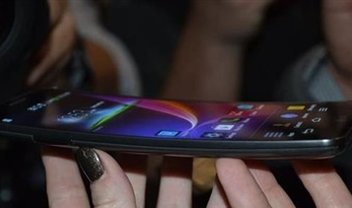 LG G Flex: primeiras impressões [vídeo]