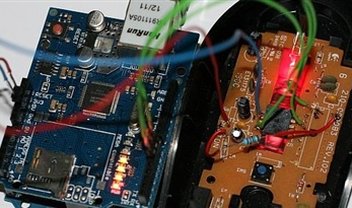 Hacker usa placa Arduino para transformar mouse óptico em webcam