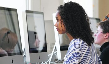 Nada de fotos de gatos: vestibulandos escolhem Facebook para estudar