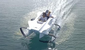 Quadrofoil, a embarcação de luxo capaz de 'voar sobre as águas' [vídeo]