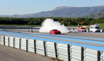 Francês bate recorde de velocidade com bicicleta a mais de 300 km/h