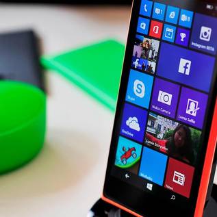 Imagem de Lumia 730: "maior selfie do mundo" mostra mais de mil pessoas