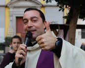 Padre italiano instala bloqueador de celulares em igreja