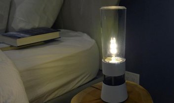 Symphonic Light Speaker da Sony é uma linda lâmpada que toca música