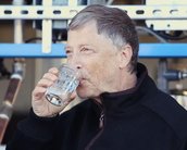 Bill Gates tomou: máquina transforma cocô em água limpa em 5 minutos