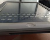 Case para iPad mini cria "teclado físico" na tela do tablet