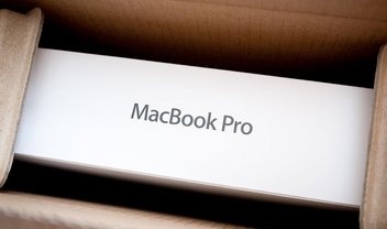 Homem compra MacBook e recebe só uma foto em preto e branco do computador