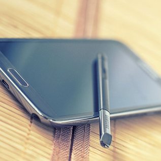 Imagem de Policial salvo por um Galaxy Note 2 em tiroteio vai ganhar aparelho novo