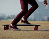 Kickstarter tem skate elétrico com motor dentro das rodas